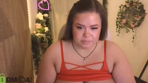Snapshot of sheilla_queen chatting on February 16, 1:29 pm sheilla_queen online show from February 16, 1:29 pm