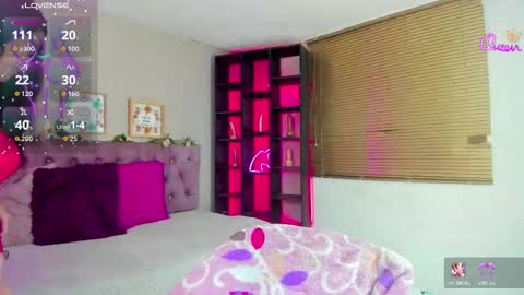 Shelby cute  online show from February 10, 1:04 pm