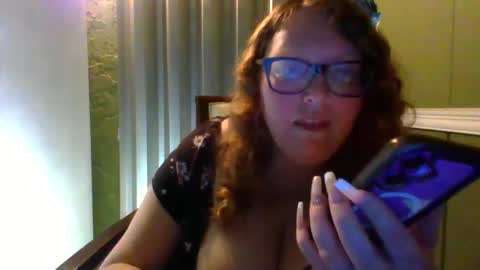 Red online show from December 17, 4:23 am