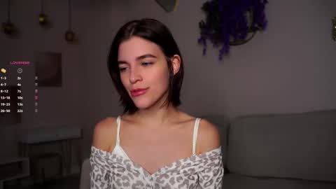 Alex online show from December 18, 1:11 am