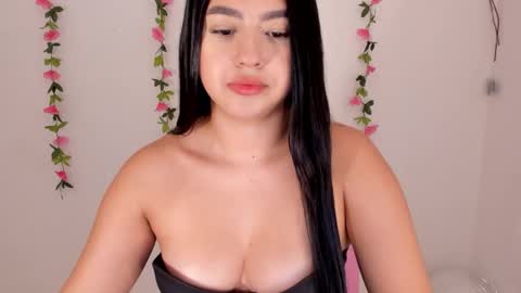 Snapshot of shellyrayhs1 chatting on March 2, 5:08 am Shelly rayhs online show from March 2, 5:08 am