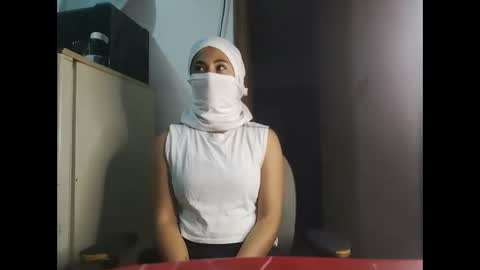 shelovesthemask online show from October 22, 5:52 am