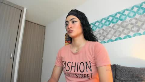 S H E L S Y online show from April 17, 8:56 pm