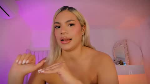 shelynna_azzul online show from February 27, 8:31 pm