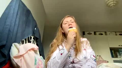 shereejenkins26 online show from July 23, 6:17 pm
