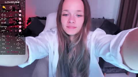 Sheril online show from December 15, 10:39 am