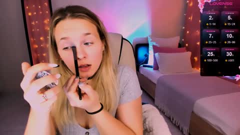 Sheril online show from January 29, 3:04 pm