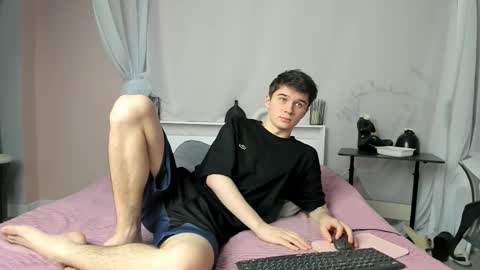 Max online show from January 16, 6:56 pm