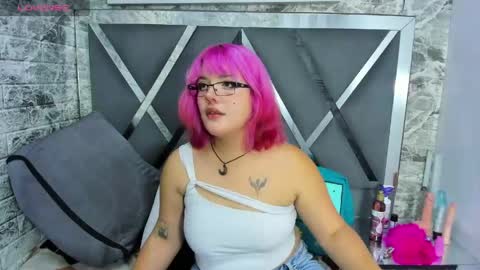 sherry_boomm online show from April 12, 9:20 pm