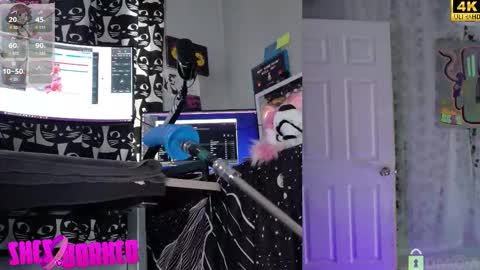 Gina online show from November 25, 2:39 pm