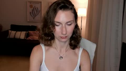 shesleepsnaked online show from January 1, 4:39 pm