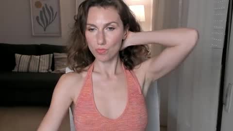 shesleepsnaked online show from February 16, 4:21 pm