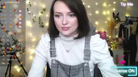 Snapshot of sheslike_firstlove chatting on October 10, 2:05 pm Vanessa online show from October 10, 2:05 pm