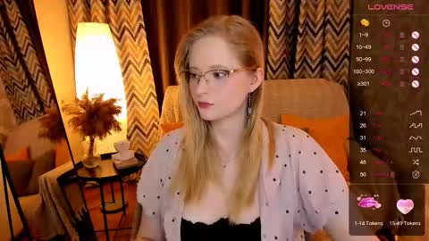 Hello guys my name is Aemilia online show from October 13, 8:03 am