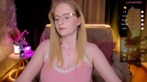 Hello guys my name is Aemilia online show from October 15, 8:36 am