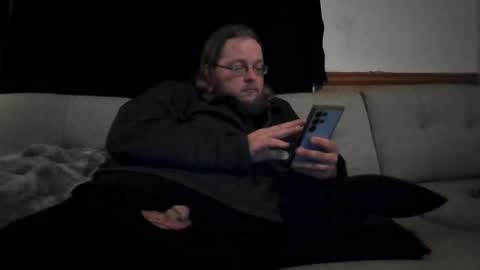 Snapshot of shifty885 chatting on October 25, 2:30 am shifty885 online show from October 25, 2:30 am