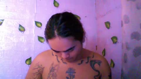 Snapshot of shimilove chatting on July 13, 1:36 pm shimilove online show from July 13, 1:36 pm