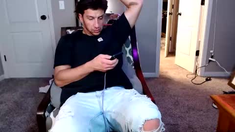 shimmyloe online show from November 23, 2:33 am