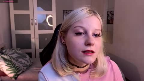 help me reach my first 25 thumbs up online show from September 20, 2:18 pm