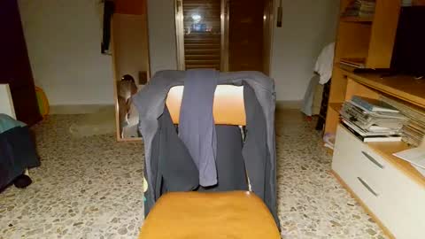 Snapshot of shinikari chatting on December 1, 4:40 pm shinikari online show from December 1, 4:40 pm