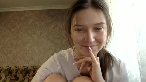 Jesica online show from March 10, 3:20 pm