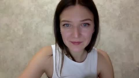 Jesica online show from February 2, 7:45 pm