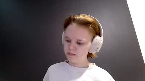 Emma online show from February 10, 8:07 am