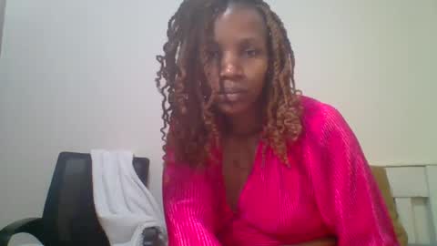 Shirleen online show from August 6, 8:33 pm