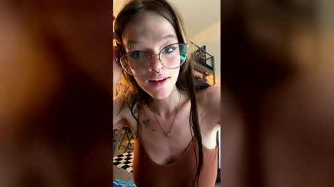 shivvedcl1tt online show from April 14, 7:42 pm