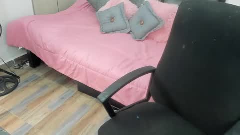 Snapshot of shofia_beltran chatting on May 27, 7:11 pm Shofia Beltran online show from May 27, 7:11 pm