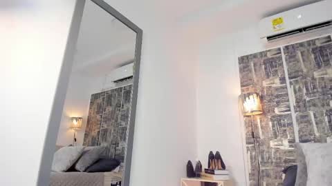 Snapshot of shofiavega chatting on April 18, 7:58 pm SHOFIA online show from April 18, 7:58 pm
