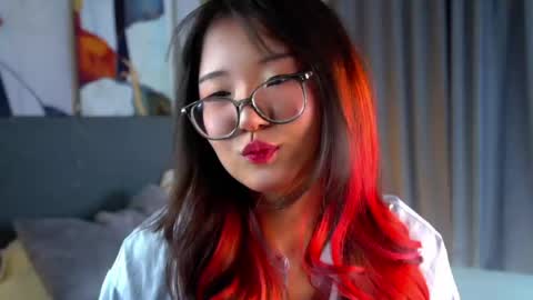 Naomi online show from April 10, 11:04 am