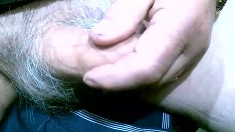 Snapshot of shootertog chatting on November 23, 6:08 pm shootertog online show from November 23, 6:08 pm