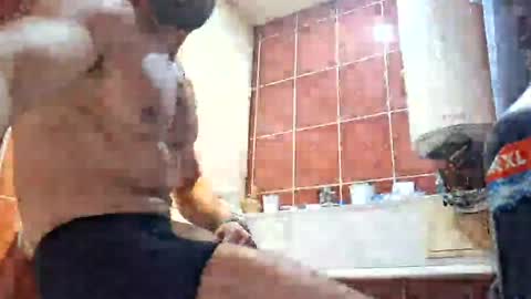 Snapshot of shootliker chatting on July 7, 12:24 am shootliker online show from July 7, 12:24 am