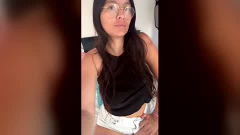 lamai online show from December 15, 3:05 pm