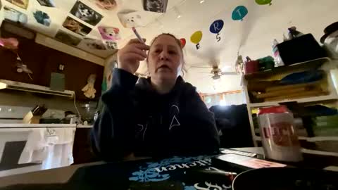 shorty920505 online show from May 4, 8:49 pm