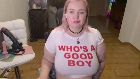 Mimi   online show from March 10, 2:11 pm