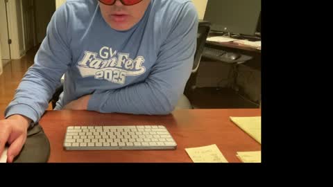 Chicago Guy online show from April 5, 4:20 am