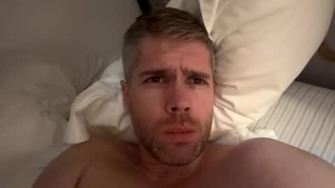 Snapshot of shreddylong chatting on November 18, 4:50 am shreddylong online show from November 18, 4:50 am