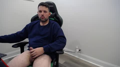 Snapshot of shroomhead5 chatting on January 10, 8:15 pm shroom online show from January 10, 8:15 pm