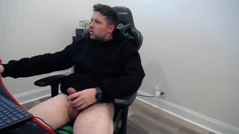 Snapshot of shroomhead5 chatting on January 23, 9:18 pm shroom online show from January 23, 9:18 pm