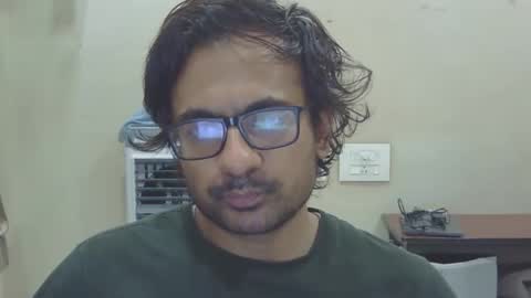 shubhamkhandelwal123 online show from April 8, 3:23 pm