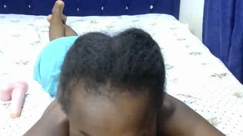 Snapshot of shugar7260 chatting on February 13, 11:15 pm shugar7260 online show from February 13, 11:15 pm