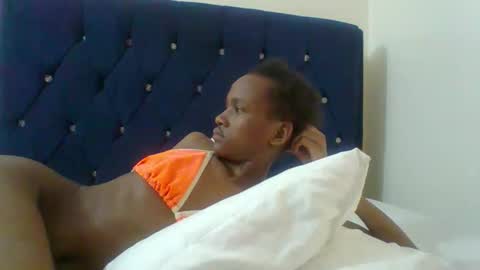 Snapshot of shugar7260 chatting on September 16, 6:36 am shugar7260 online show from September 16, 6:36 am