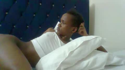 Snapshot of shugar7260 chatting on September 21, 7:59 pm shugar7260 online show from September 21, 7:59 pm