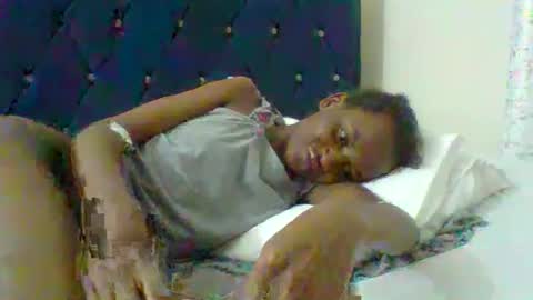 Snapshot of shugar7260 chatting on October 1, 6:47 pm shugar7260 online show from October 1, 6:47 pm