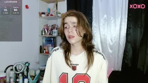 Shun White online show from December 16, 6:21 am