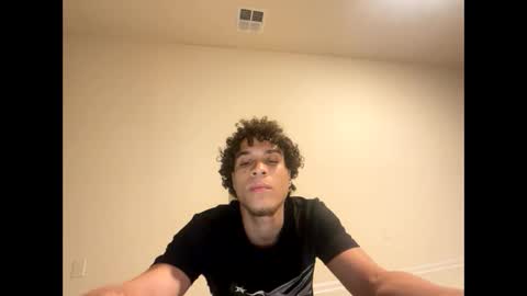 Snapshot of shurthingxx chatting on February 18, 10:49 am shurthingxx online show from February 18, 10:49 am