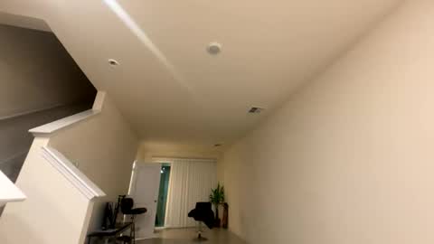 Snapshot of shurthingxx chatting on February 22, 10:07 am shurthingxx online show from February 22, 10:07 am