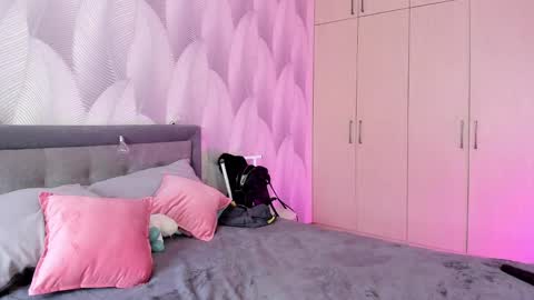 Mika online show from January 31, 9:48 am